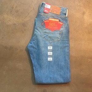 Levi's 501CT - 33W, 34L NEW