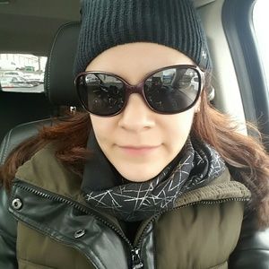 Meet your Posher, Maria