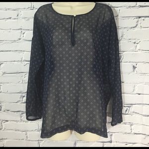 Old Navy Shear Top Size Medium