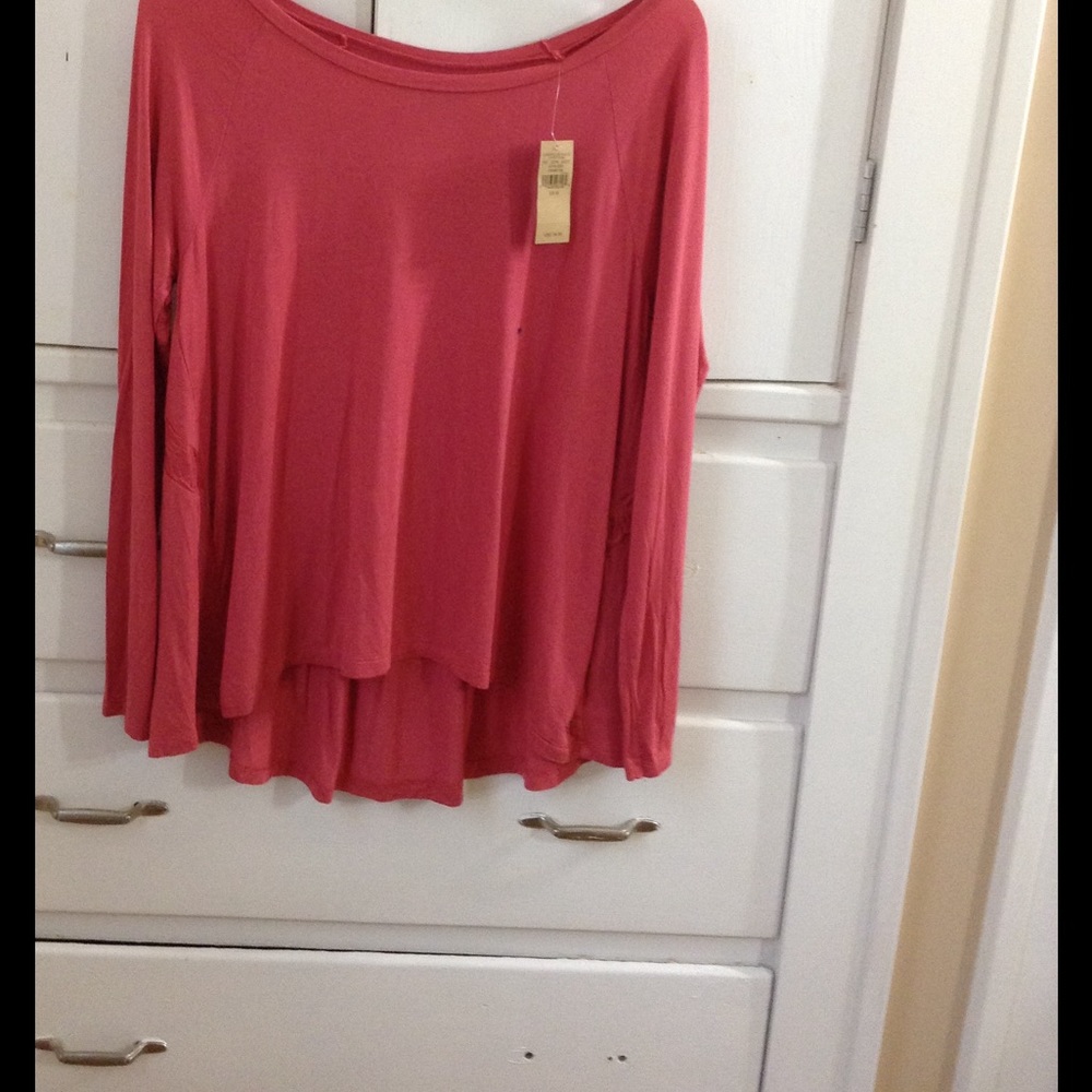 American Eagle long sleeve TShirt