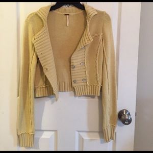 Free People crop sweater size Small