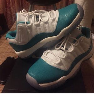 Jordan's 11 Retro Low