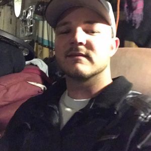 Meet your Posher, Cameron