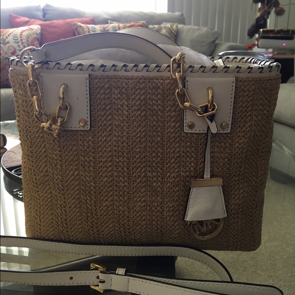 🎉SOLD🎉Michael Kors Straw and Leather Handbag
