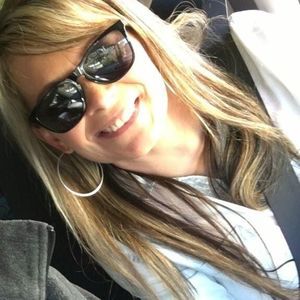 Meet your Posher, Paula