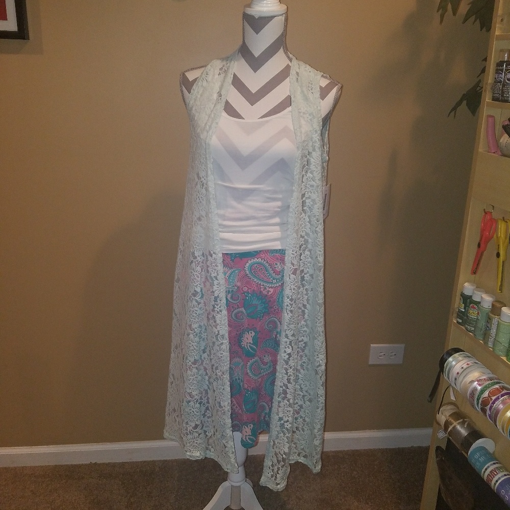 Luloroe vest.