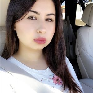 Meet your Posher, Nour