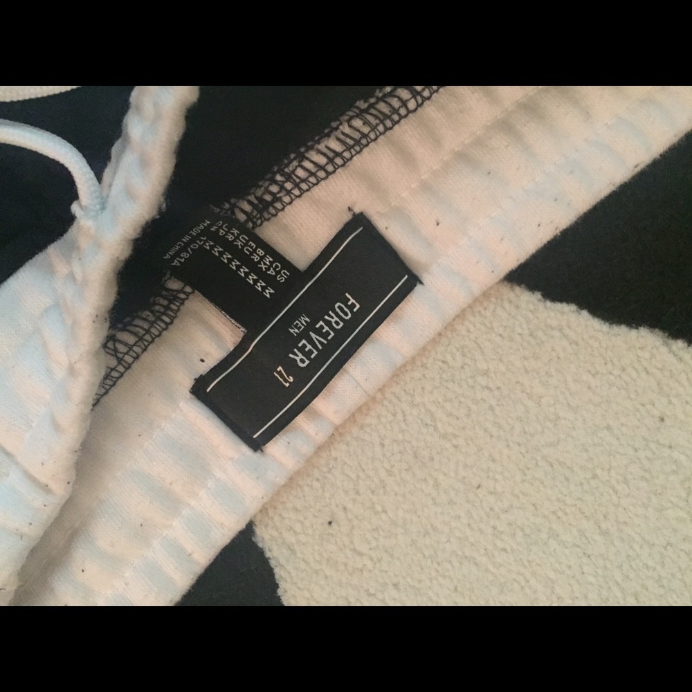 Sweatpants - Picture 2 of 3