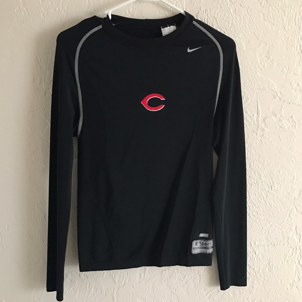 Cincinnati Reds Long Sleeve Dri-Fit Fitted Shirt
