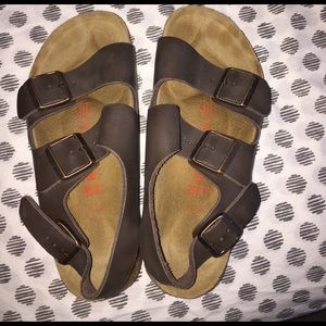 Like new!! Brown Birkenstock Milano sandals