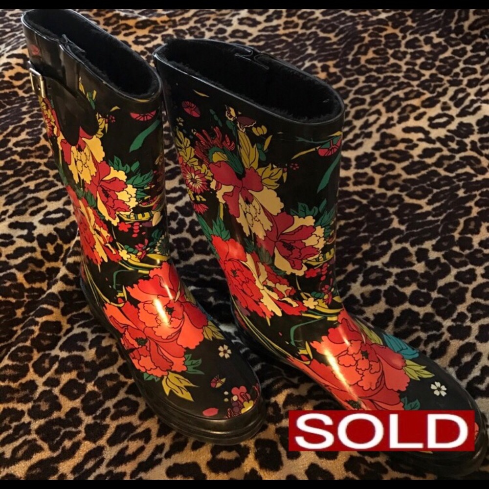 Peace Pre-loved Floral Rain Boots Sz10