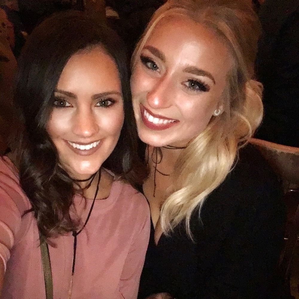 Meet your Posher, Elizabeth