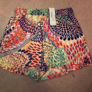 NTW Multicolored short