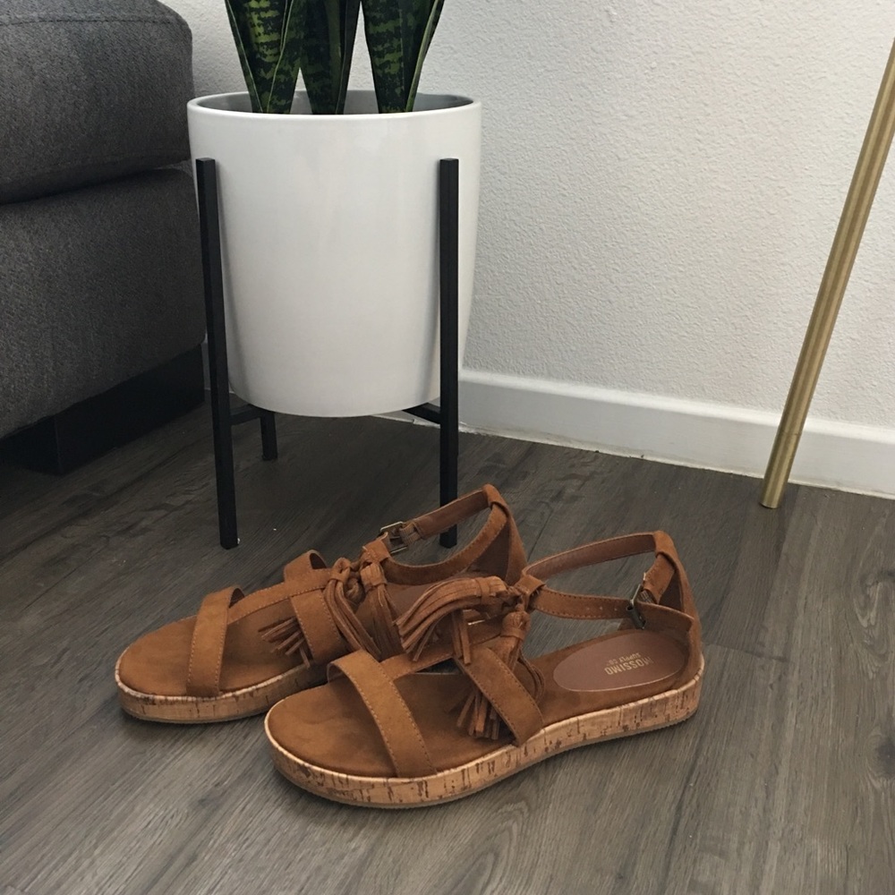 Mossimo Sandal