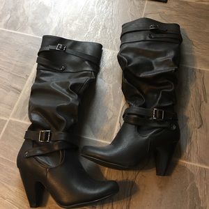 Women's black heeled boots