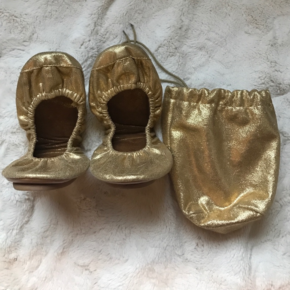 Gap Foldable Flats