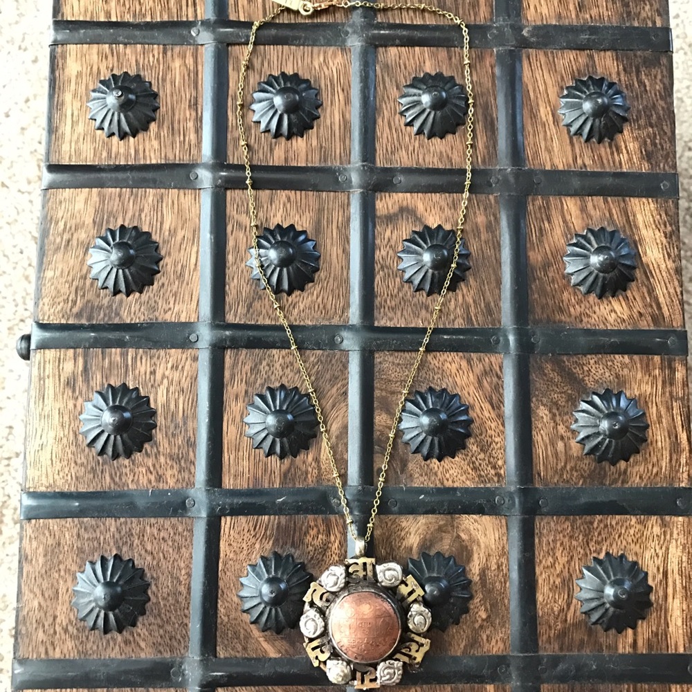Vanessa Mooney Tibetan Prayer Short Necklace