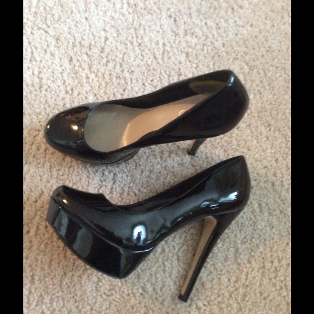 Black platform Heels by Aldo SALE