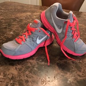 Womens Nike Relentless 2
