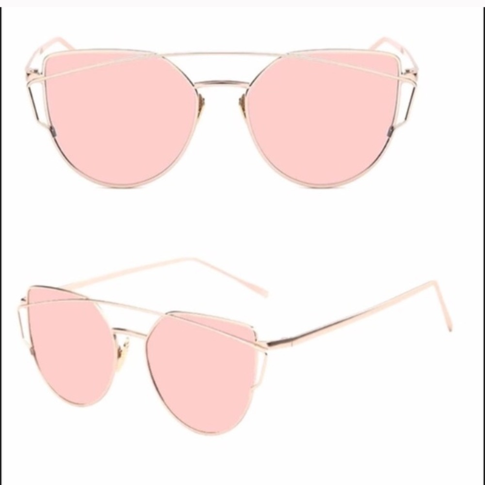 Rose Gold Mirrored Cat Eye Sunglasses 🕶 - Picture 2 of 3