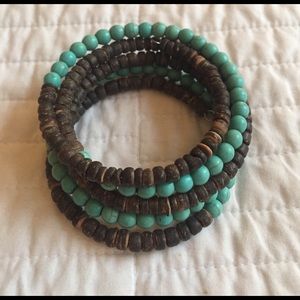 🌸SPRING CLEANING 🌼Beaded wrap bracelet