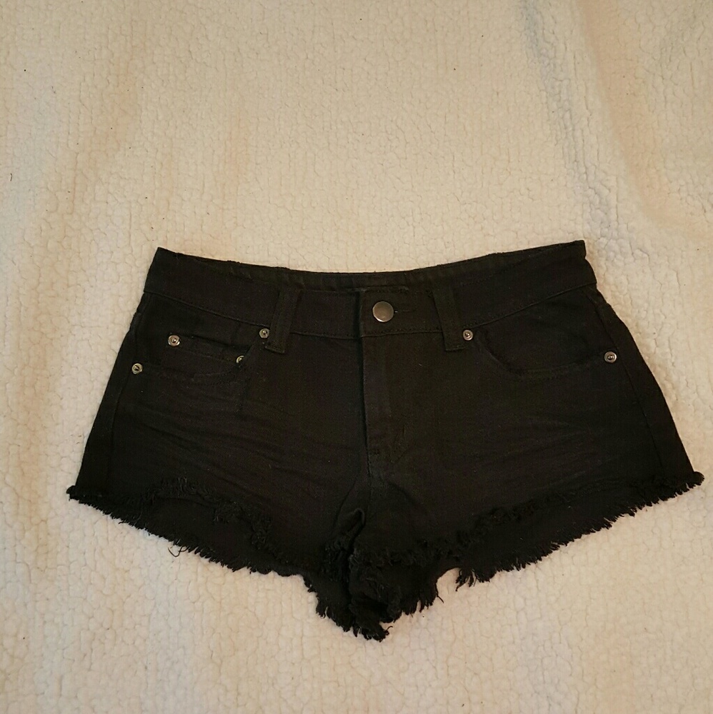 Forever 21 black cut off shorts