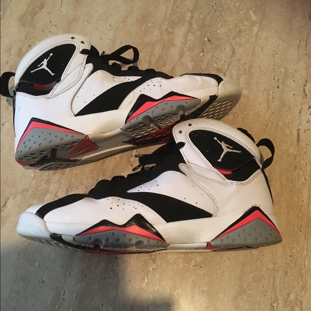 Jordan Retro 7 "Hot Lava" size 9Y