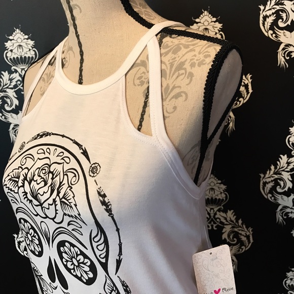 💀 NWT! Stylish Sugar Skull Tank! 💀 - Picture 4 of 5