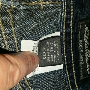 Eddie Bauer 35 x 30 Jeans