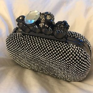 Skull Knuckle glam clutch - Alexander McQueen Dupe