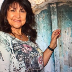 Meet your Posher, Sara