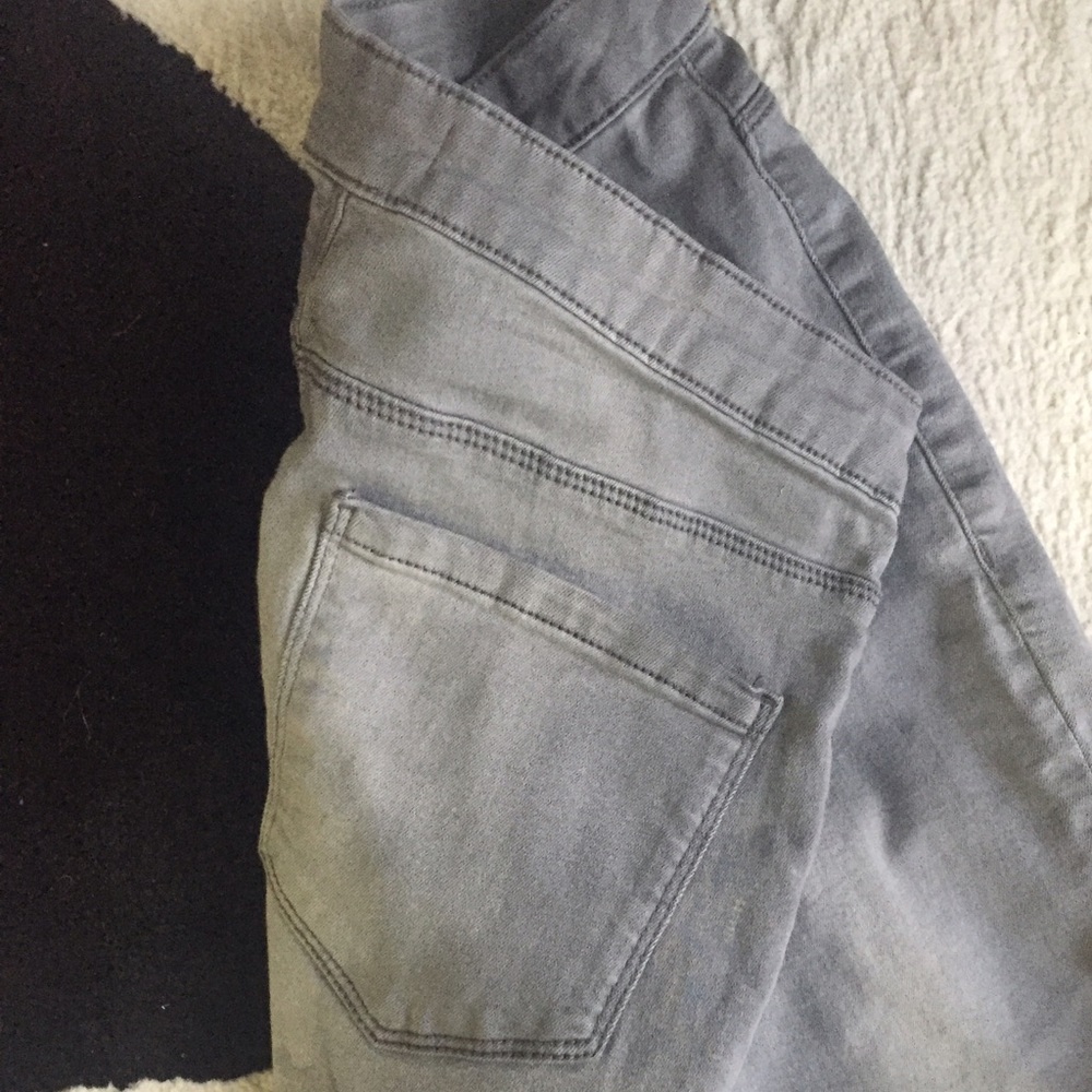 Jeans - Picture 4 of 4