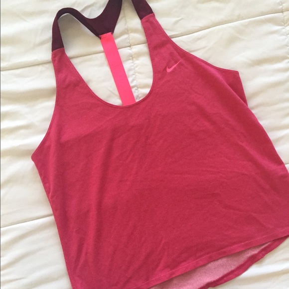 Nike Tops - NWOT Nike Dri Fit Tank