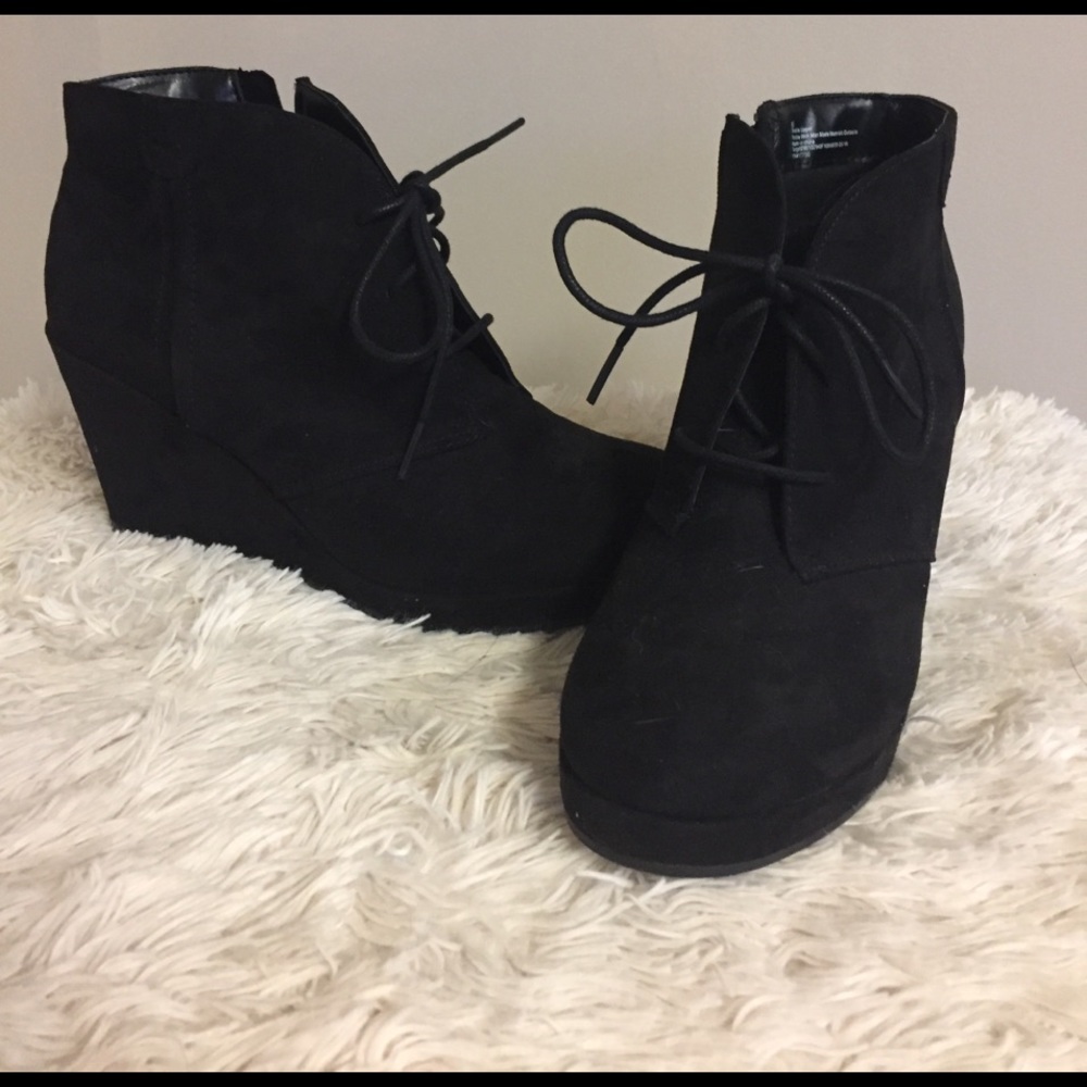 NEW Black Wedge Booties
