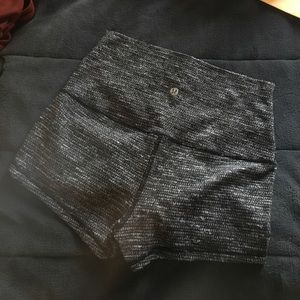 Lululemon wunder short 2"