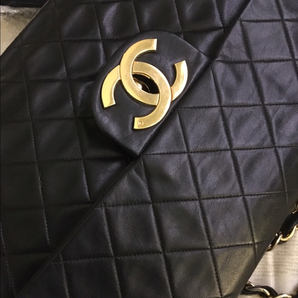 Chanel vintage maxi lambskin (SOLD) - Picture 2 of 4
