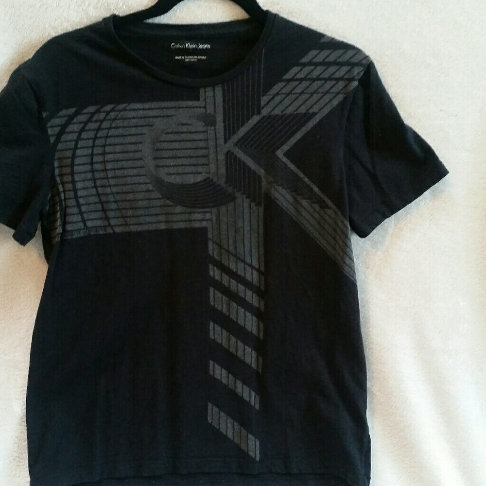 Calvin Klein Tee