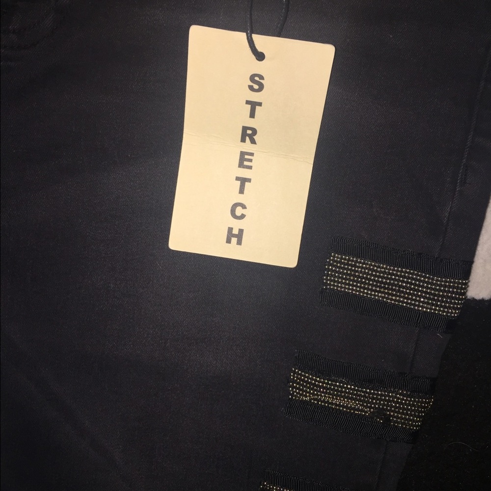 Jeans - Picture 2 of 4