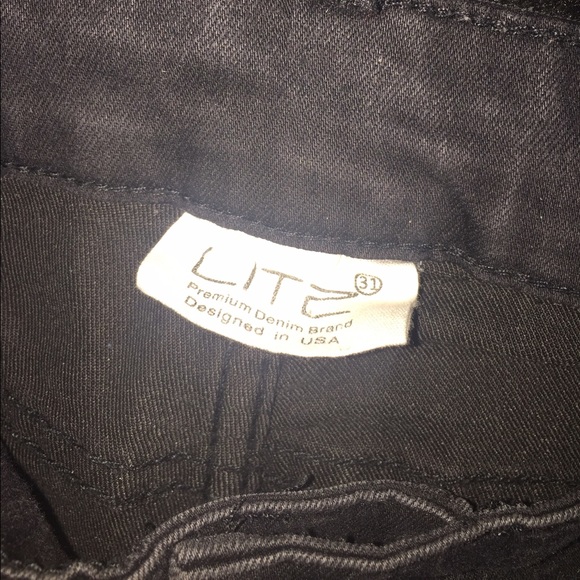 Jeans - Picture 3 of 4