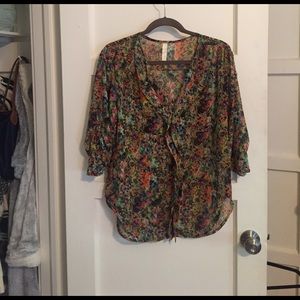 Multicolor sheer top