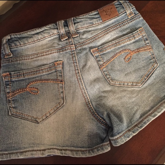JUSTICE JEAN SHORTS PREMIUM SHORTS SIZE 12S - Picture 4 of 5