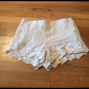 Cream lace shorts