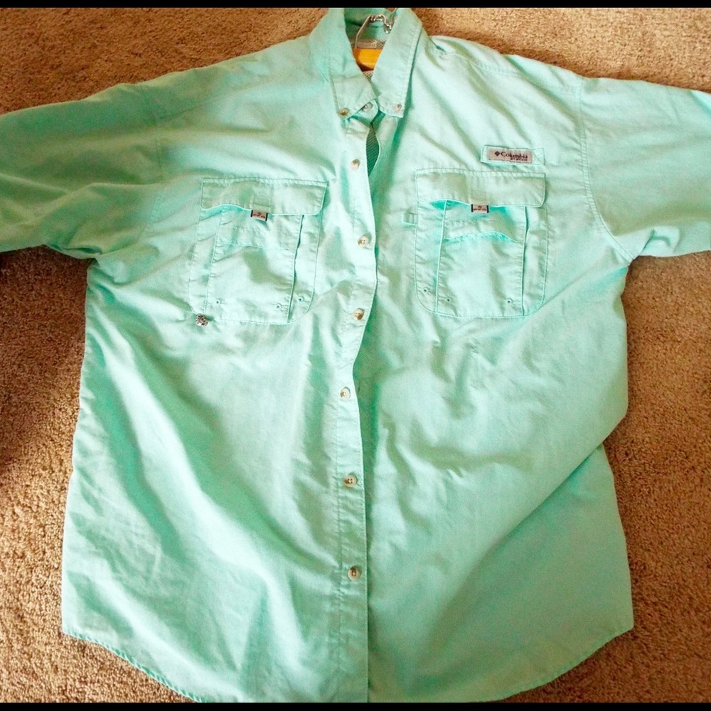 Like new mint Columbia PFG short sleeve shirt