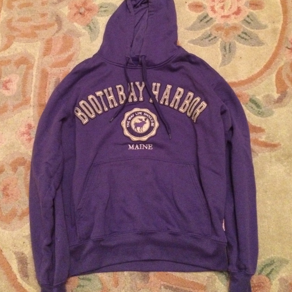 Purple Maine sweater! Supper comfy