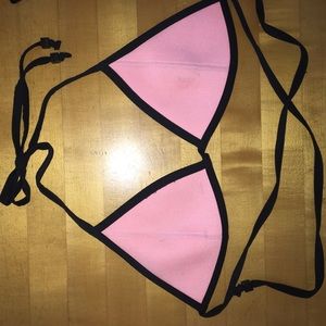 Pink Triangle top. MEDIUM!