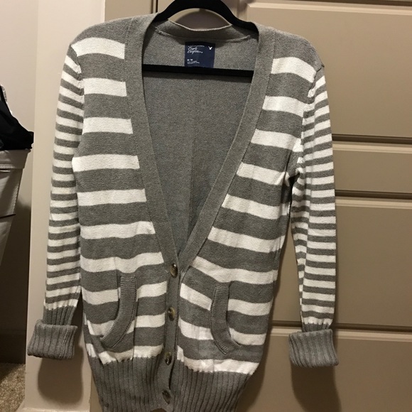American Eagle Cardigan, size medium - Picture 1 of 2