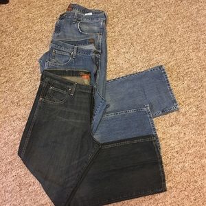 Wrangler bootcut ( 3 pairs)