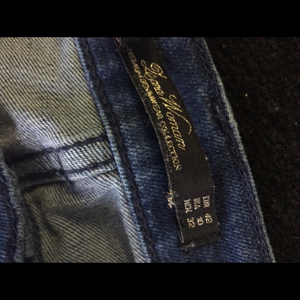 Jeans - Picture 2 of 3