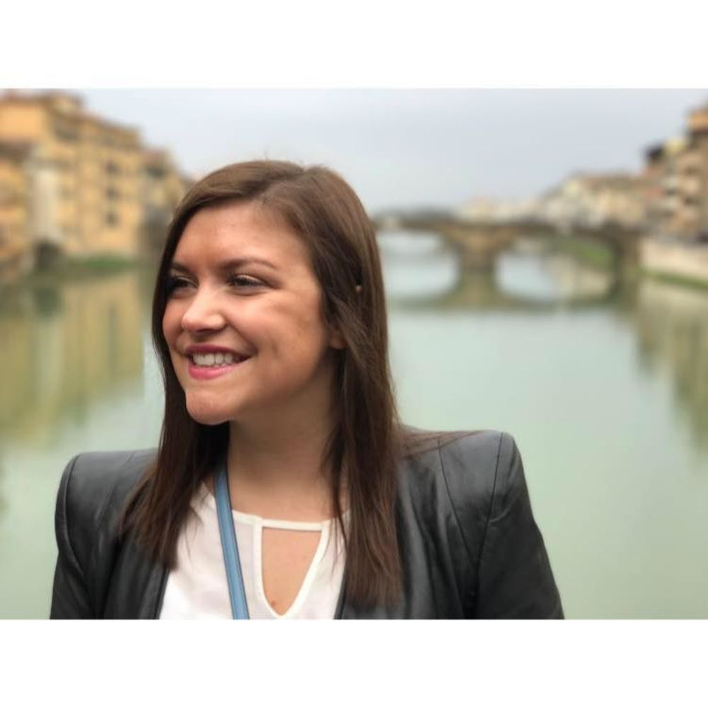 Meet your Posher, Kayla