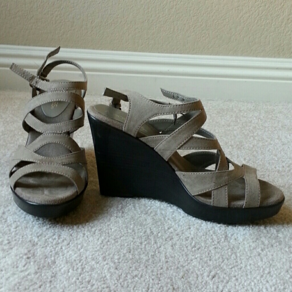 Aerosoles Suede Wedge Sandals